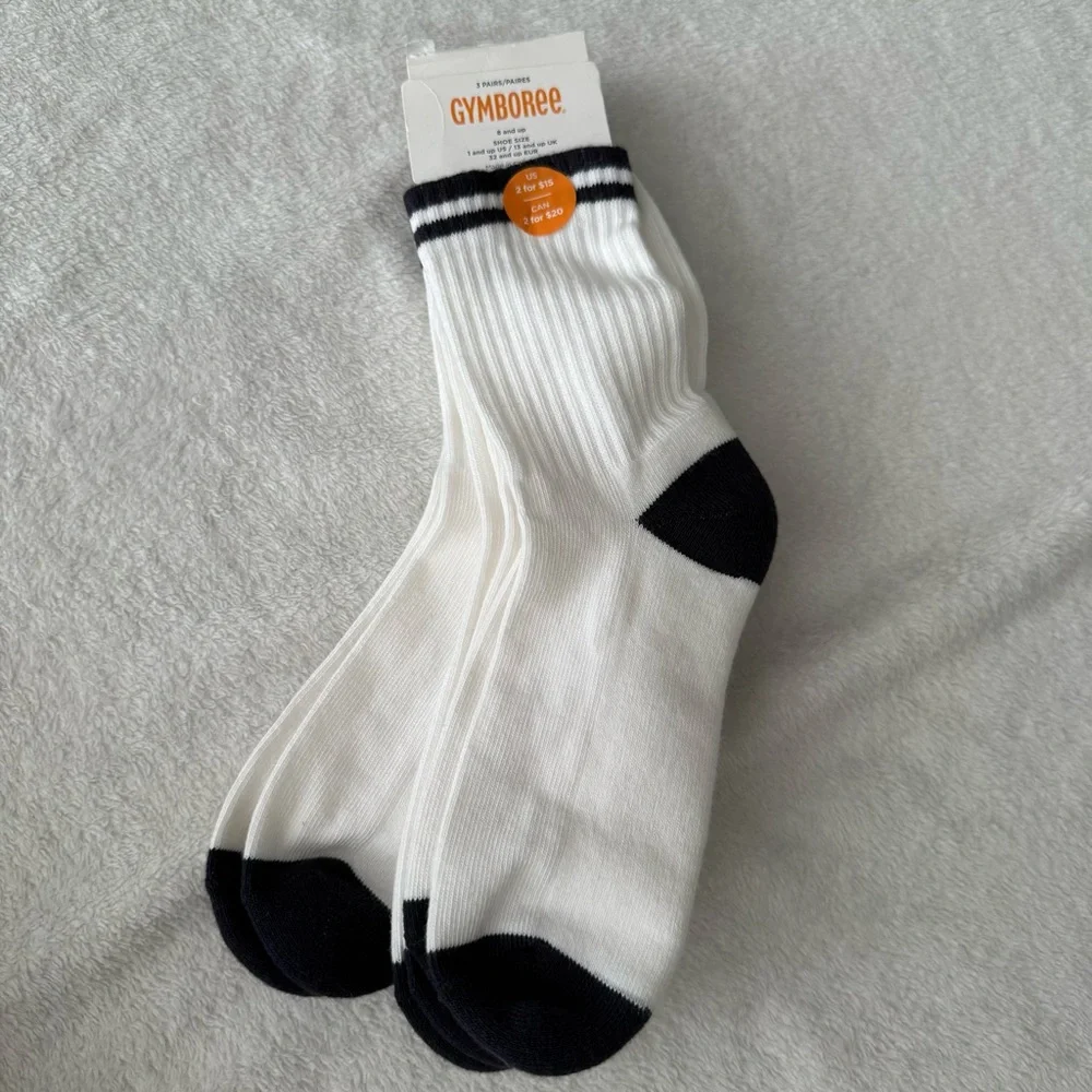 3 pairs Gymboree white socks NWT